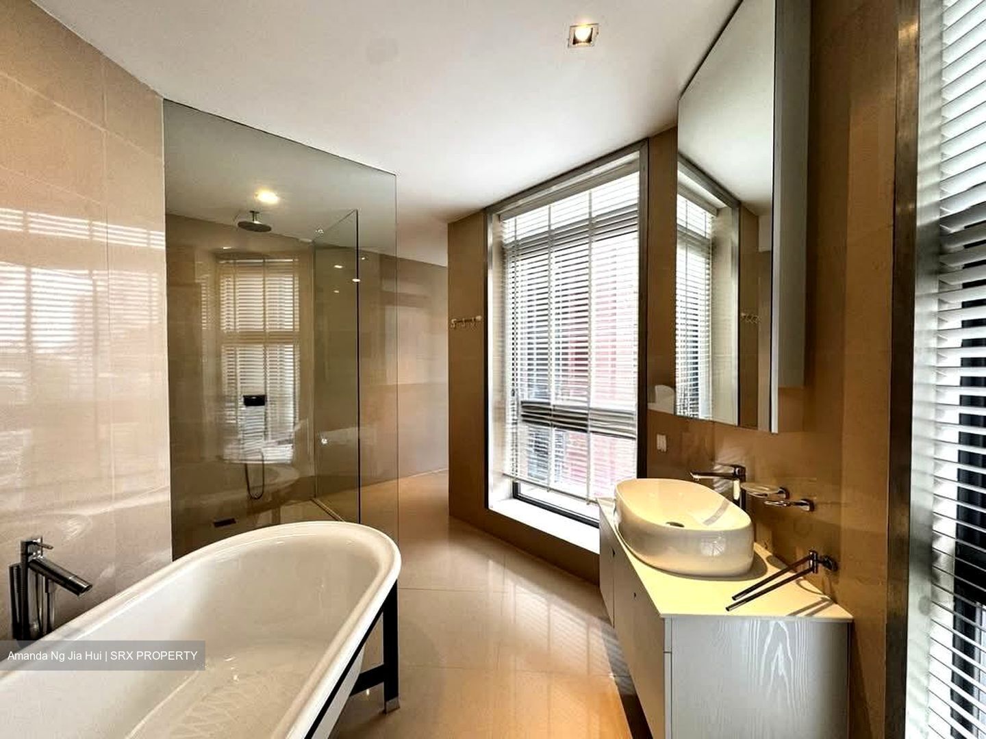 Grange Road (D10), Condominium #567717391